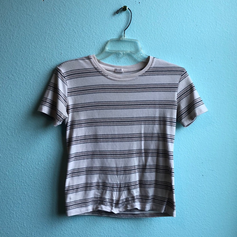 BRANDY MELVILLE TEE